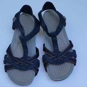 BareTraps Delany Women's Sandals Navy Size 9.5 M
